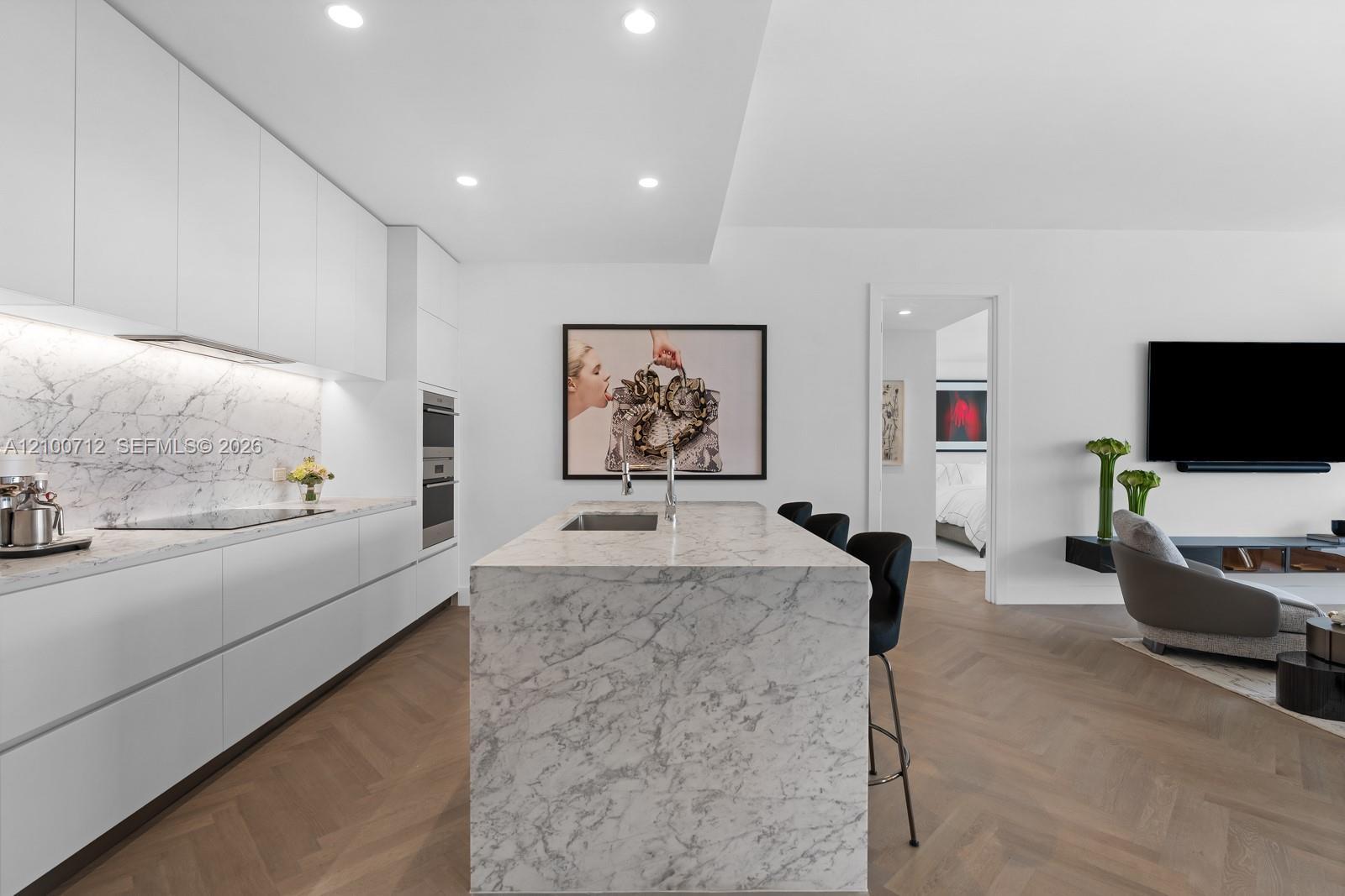 5775 Collins Ave # 1005, Miami Beach FL 33140 photo 2