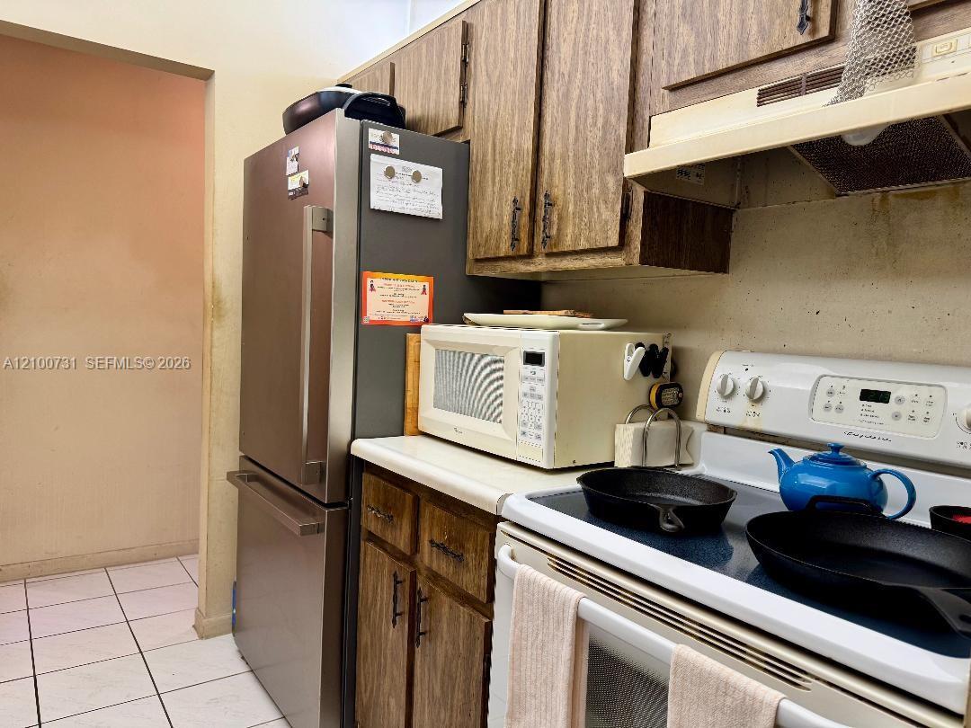 10742 La Placida Dr # B1, Coral Springs FL 33065 photo 2