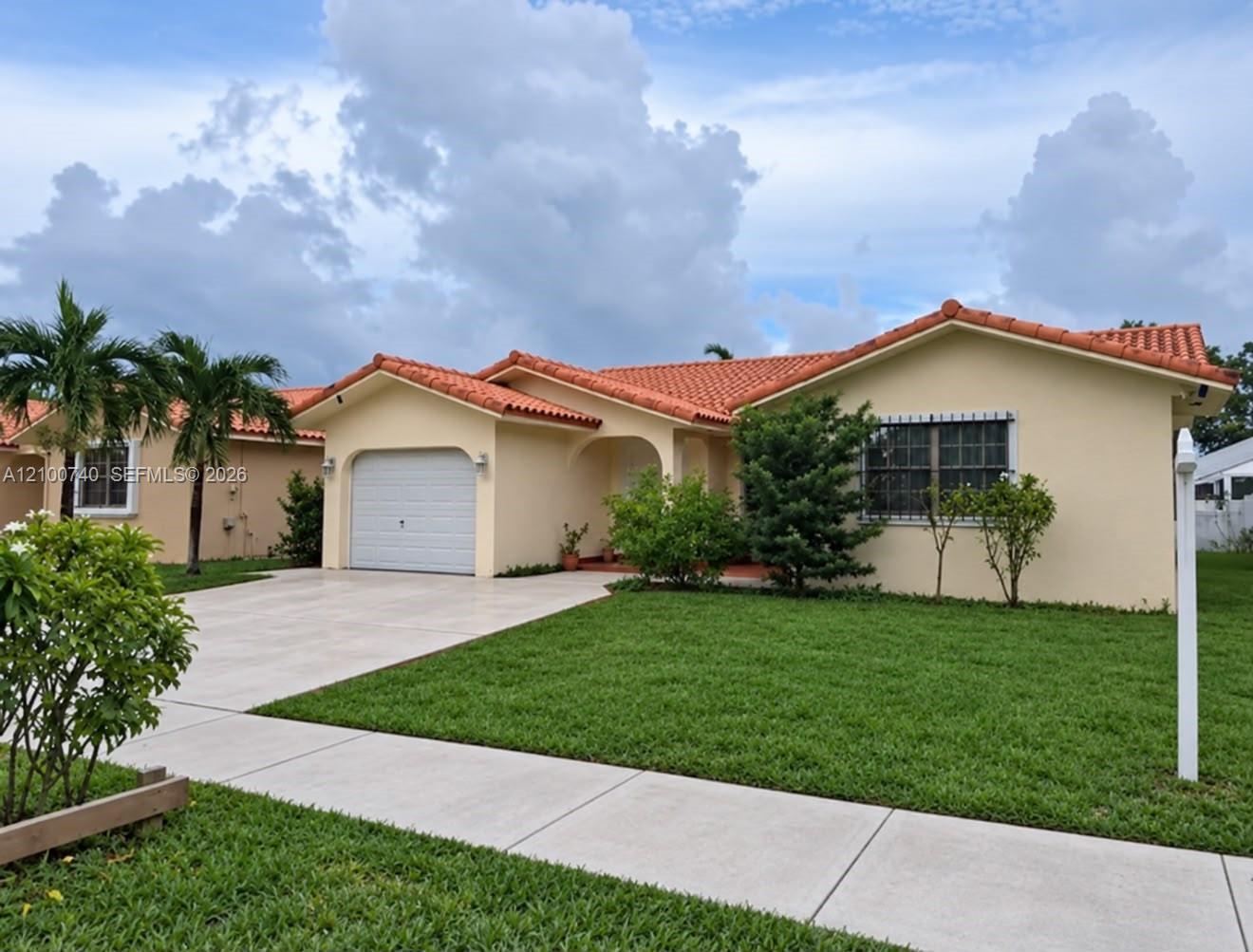7557 W 4th Ln, Hialeah FL 33014 photo 2
