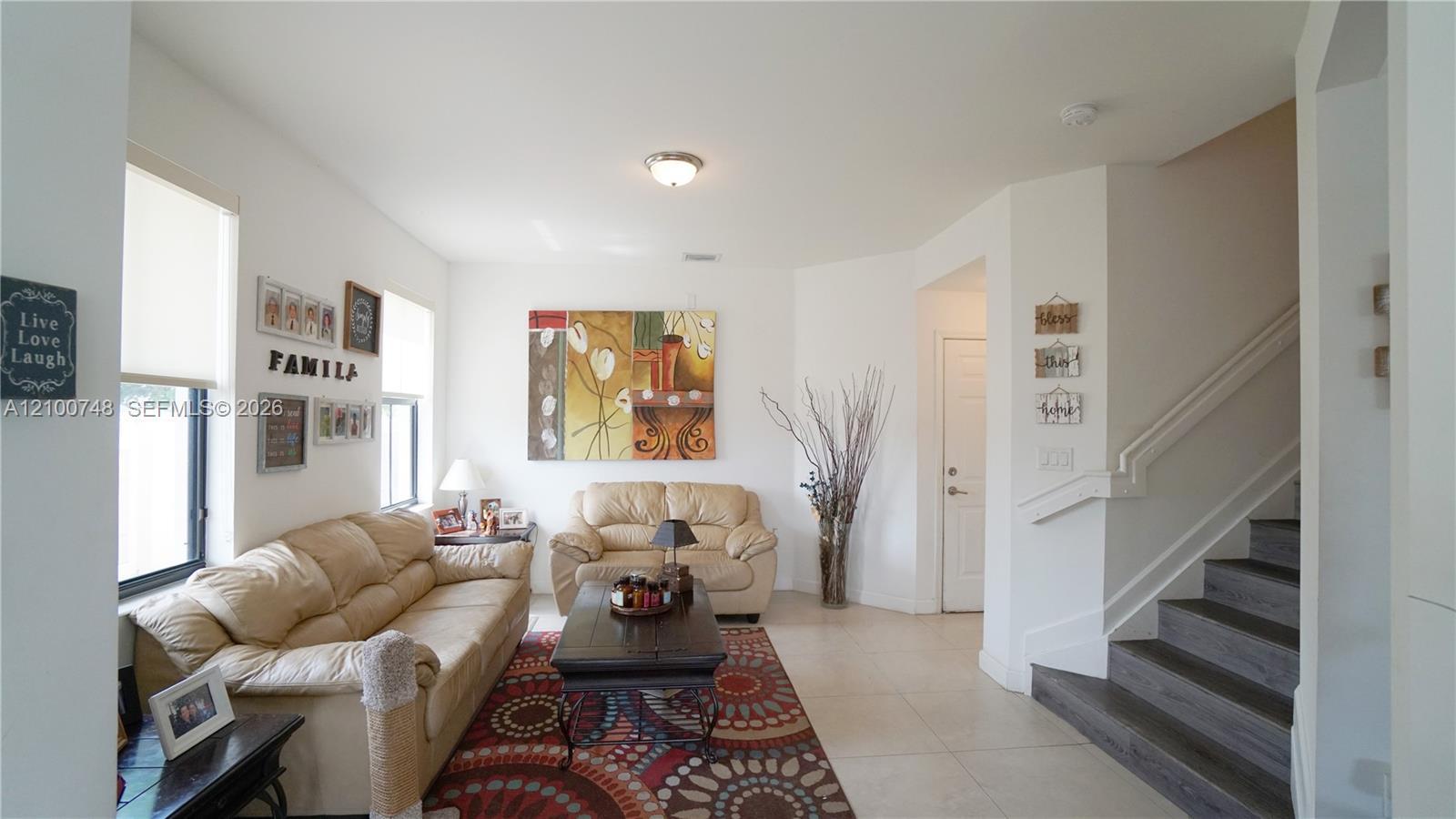10401 NW 61st Ln, Doral FL 33178 photo 2