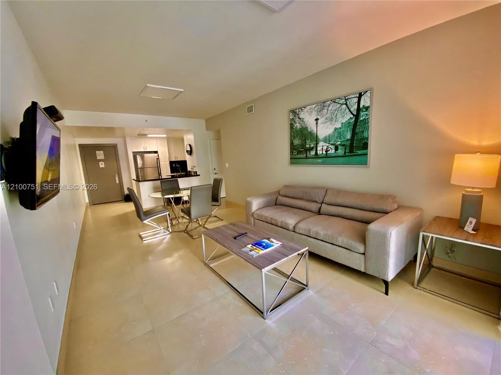 185 SE 14th Ter # 912, Miami FL 33131 photo 2