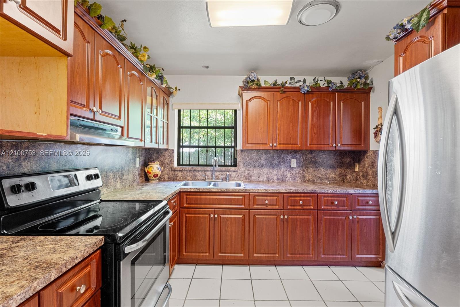 17500 NW 11 Ave, Miami Gardens FL 33169 photo 4