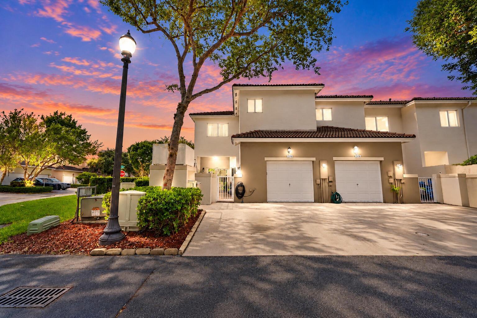 2390 SE 17TH Terrace, Homestead FL 33035 photo 2