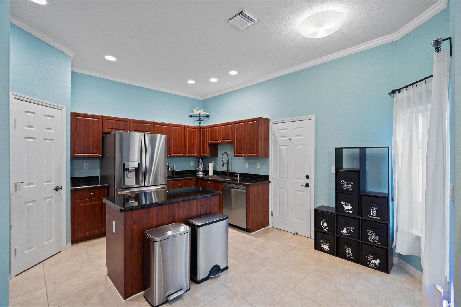 2390 SE 17TH Terrace, Homestead FL 33035 photo 5