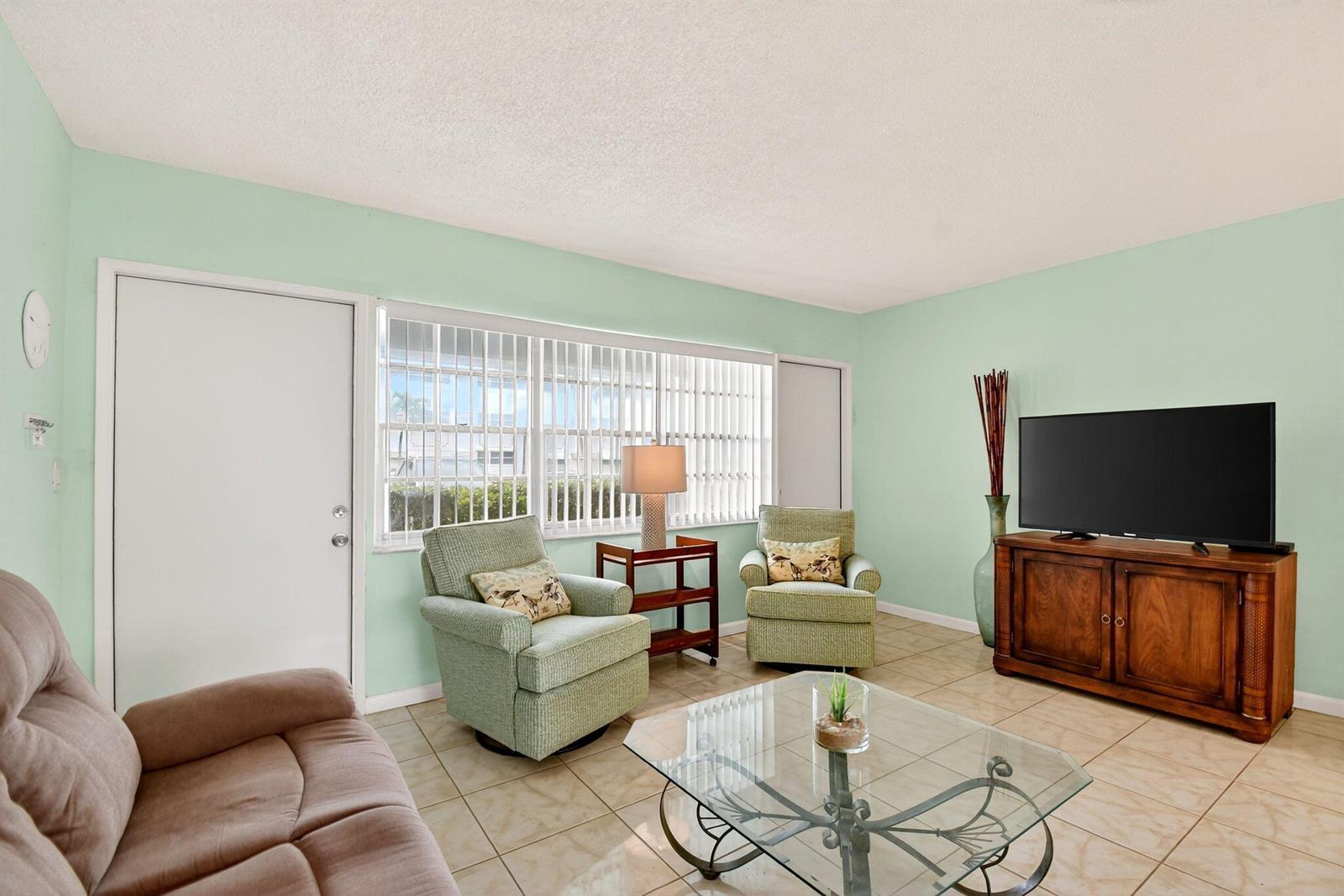 5203 NE 24th Terrace # B105, Fort Lauderdale FL 33308 photo 2