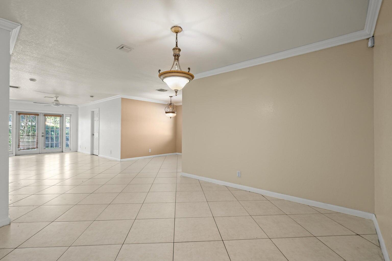 2241 NW 3RD Street, Pompano Beach FL 33069 photo 3