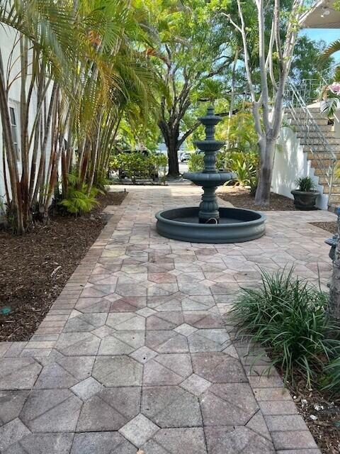 608 SE 6th Street # 27, Fort Lauderdale FL 33301 photo 2