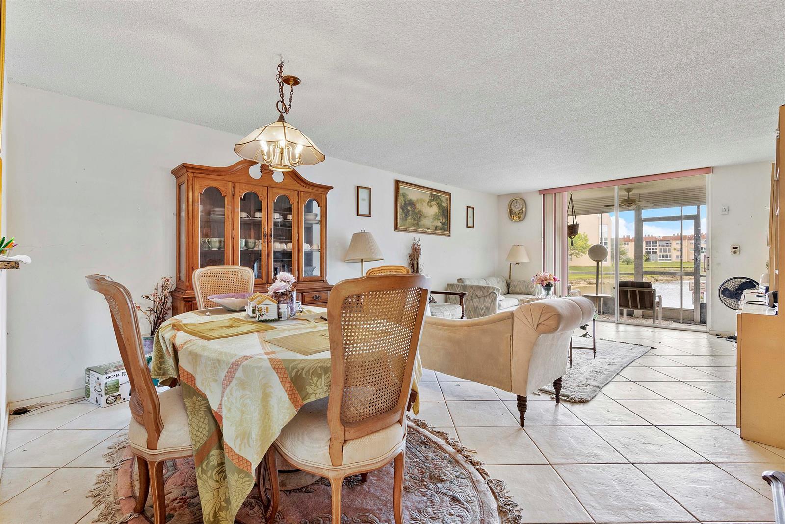 9221 Sunrise Lakes Boulevard # 109, Sunrise FL 33322 photo 5
