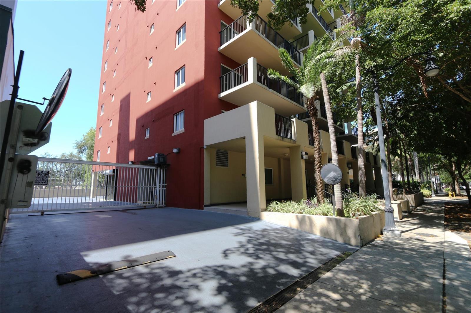 3410 CORAL Way # 701, Miami FL 33145 photo 2