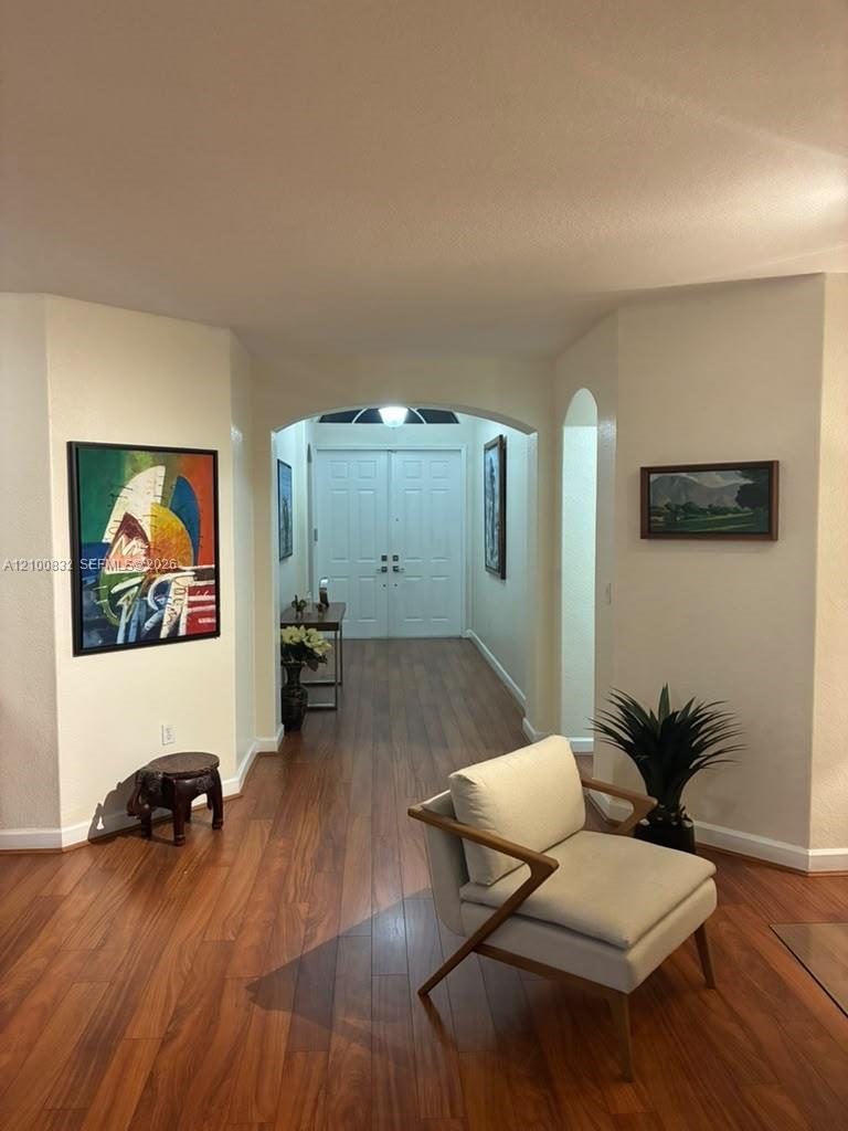 7901 NW 113th Pl, Doral FL 33178 photo 2