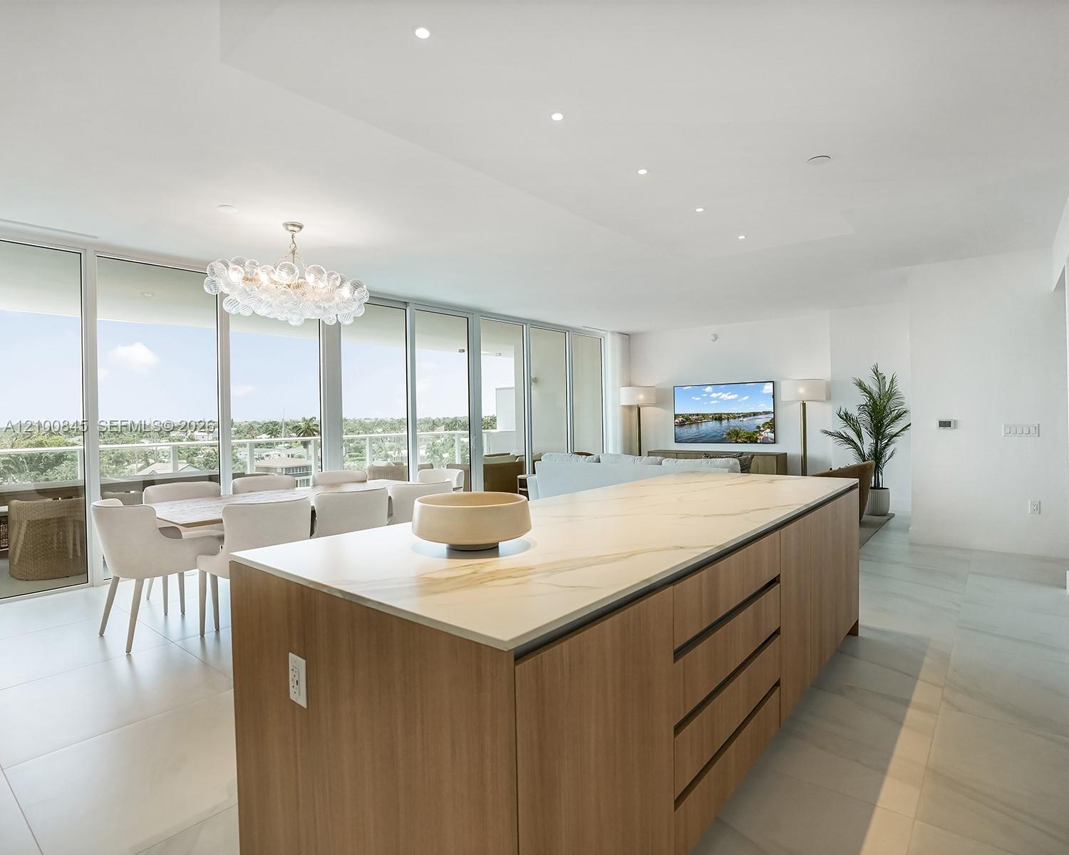 407 N Riverside Dr # 504, Pompano Beach FL 33062