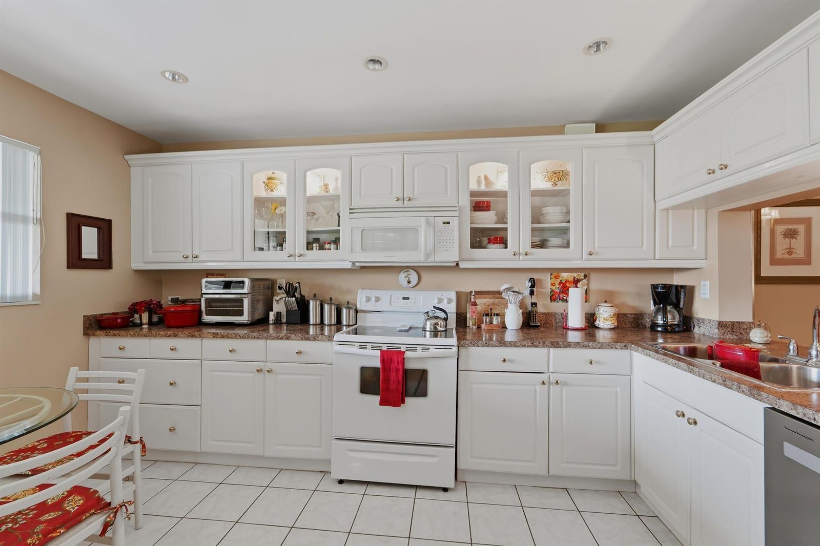 12910 Briarlake Drive # C202, West Palm Beach FL 33418 photo 2