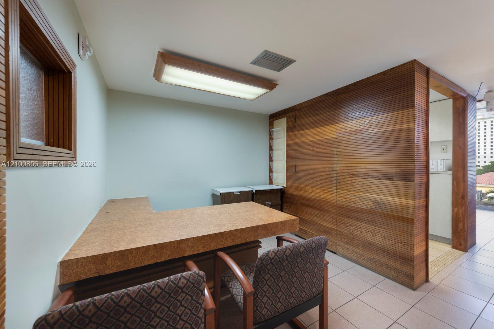 420 S Dixie Hwy # 4J, Coral Gables FL 33146 photo 2