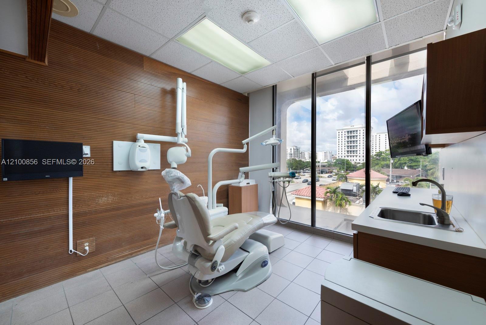 420 S Dixie Hwy # 4J, Coral Gables FL 33146 photo 3