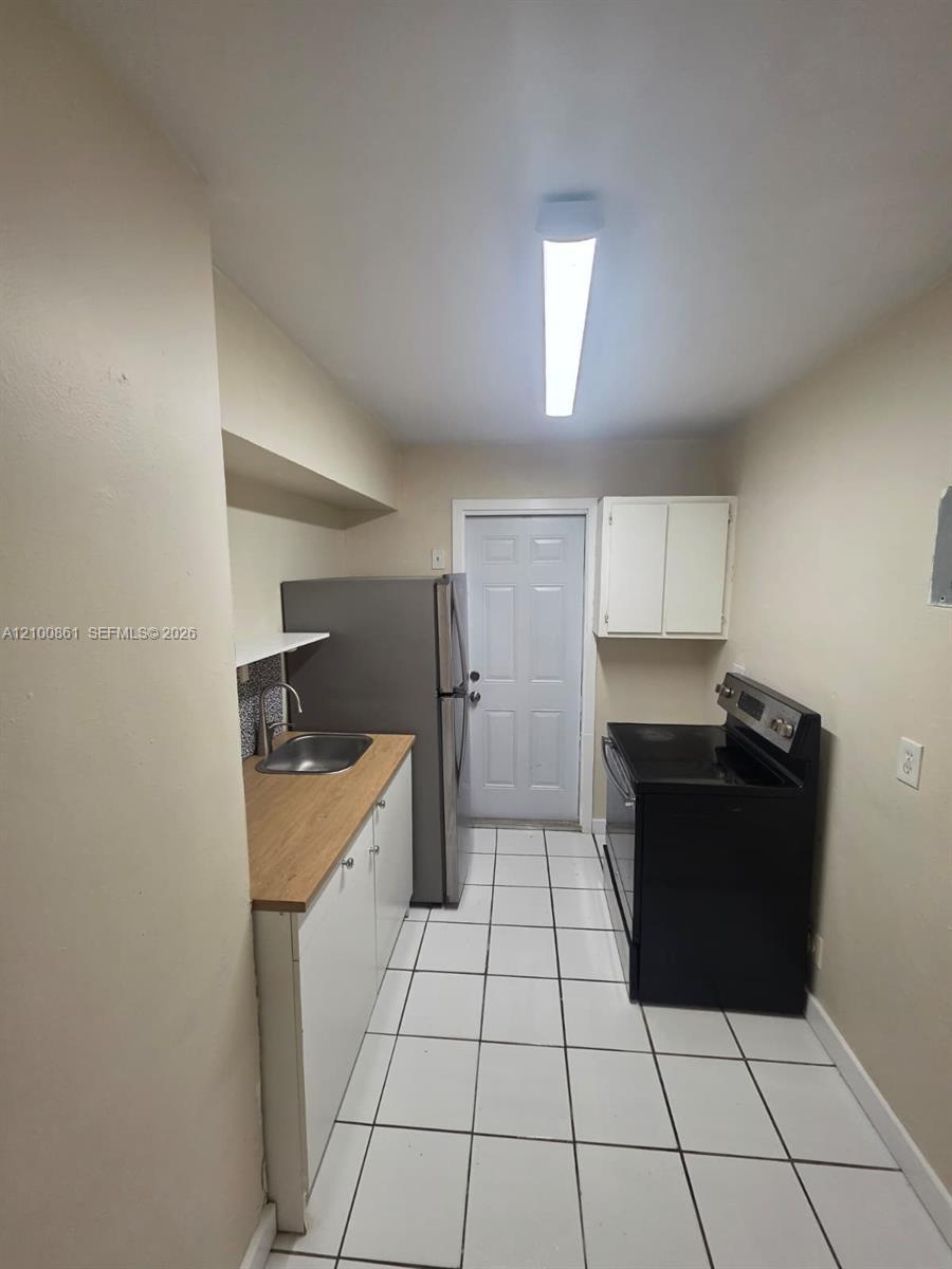 1105 SW 15th Ter # 4, Fort Lauderdale FL 33312 photo 3