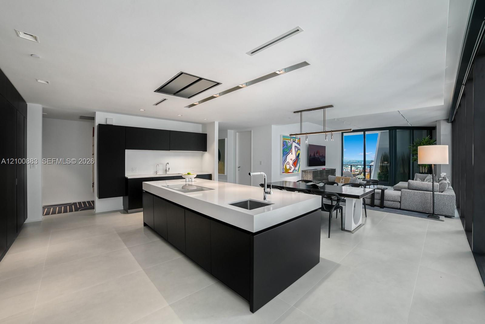 1000 Biscayne Blvd # 3302, Miami FL 33132 photo 5