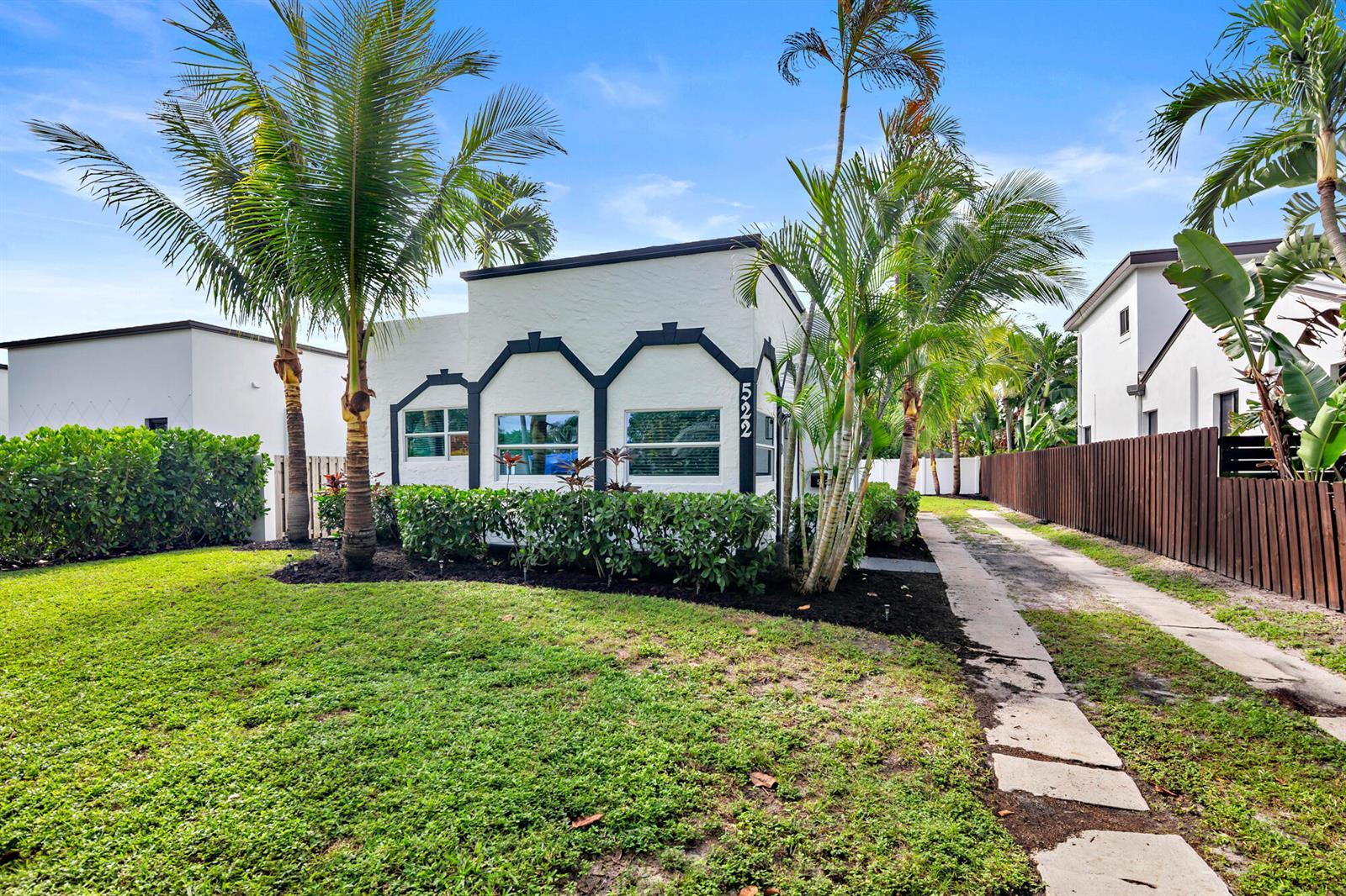 522 Upland Road, West Palm Beach FL 33401 photo 3