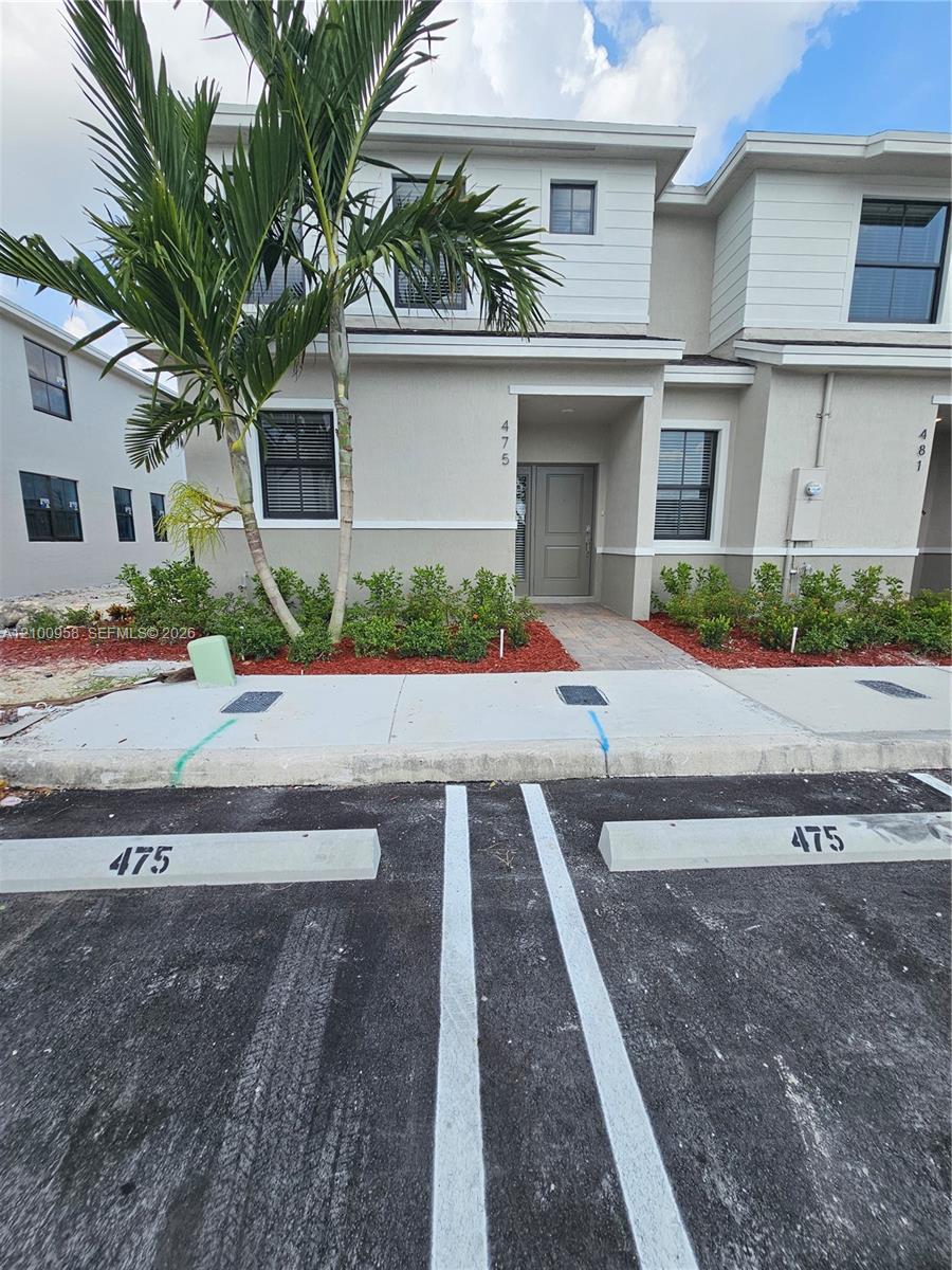475 NE 15th St, Florida City FL 33034 photo 2