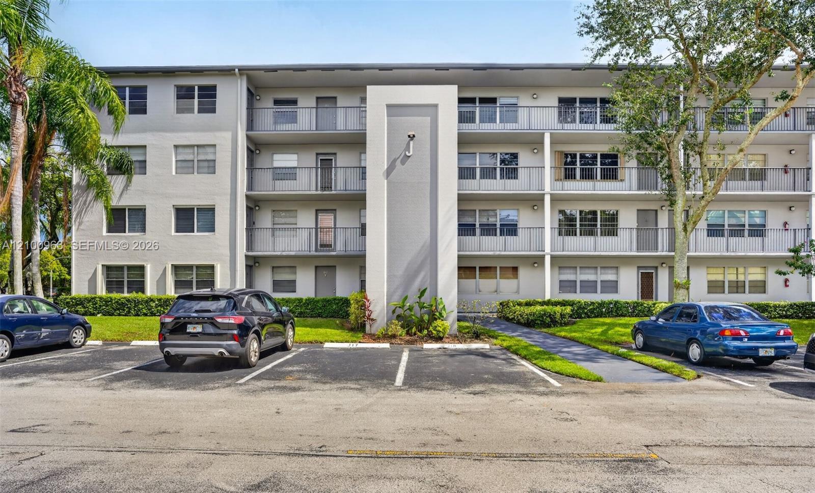 101 SW 132nd Way # 310J, Pembroke Pines FL 33027