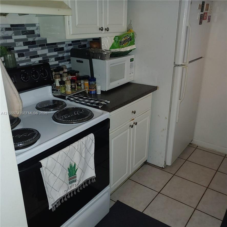 2451 NW 96th Ter # 21I, Pembroke Pines FL 33024 photo 4