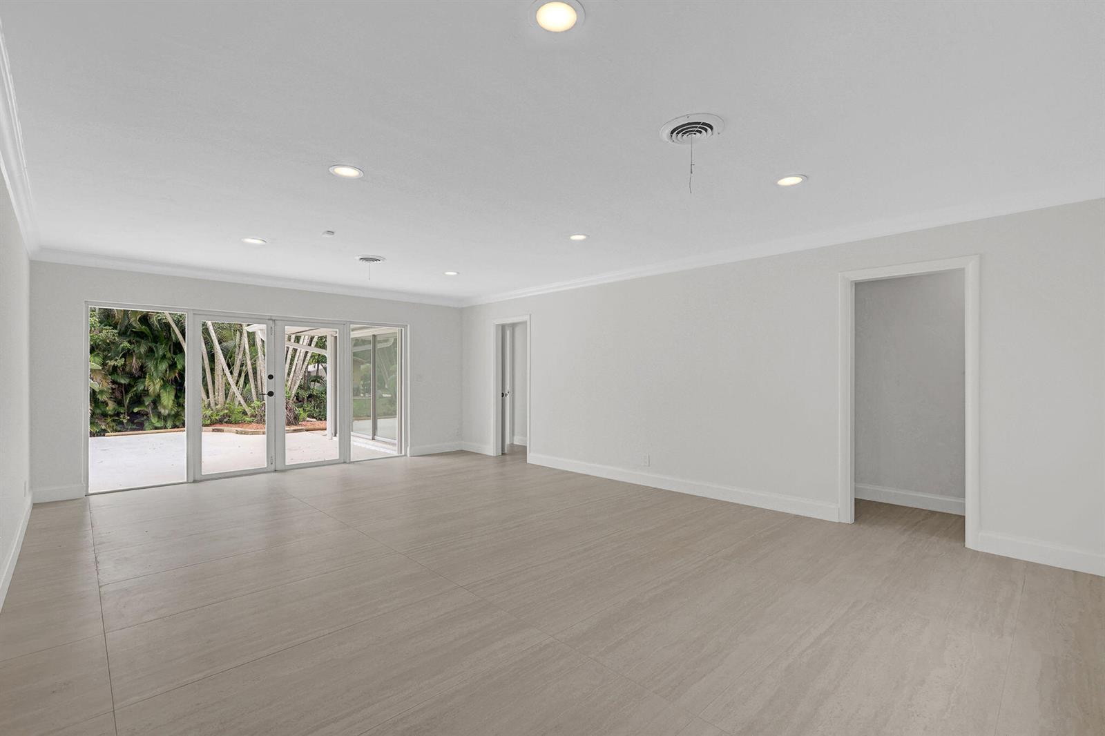 500 SW 62ND Avenue, Plantation FL 33317 photo 2