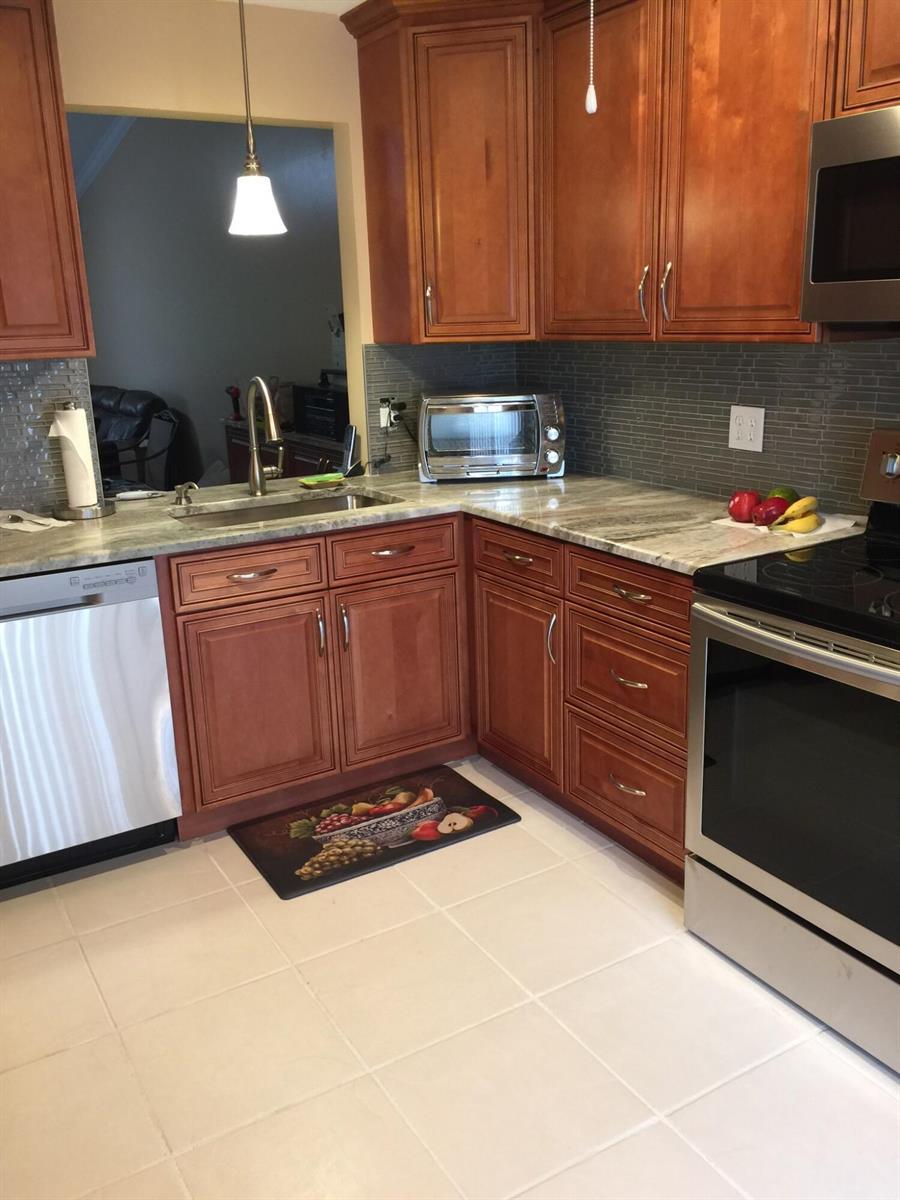 2641 GATELY Drive W # 402, West Palm Beach FL 33415 photo 4