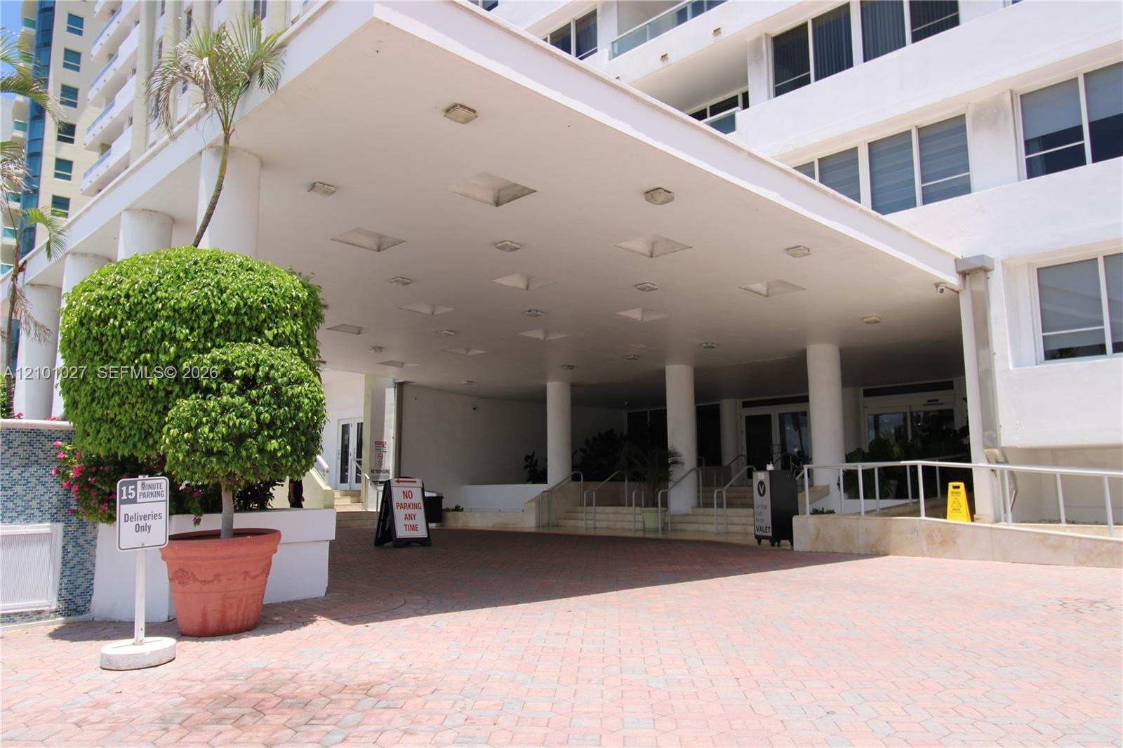 5005 Collins Ave # 1118, Miami Beach FL 33140 photo 3