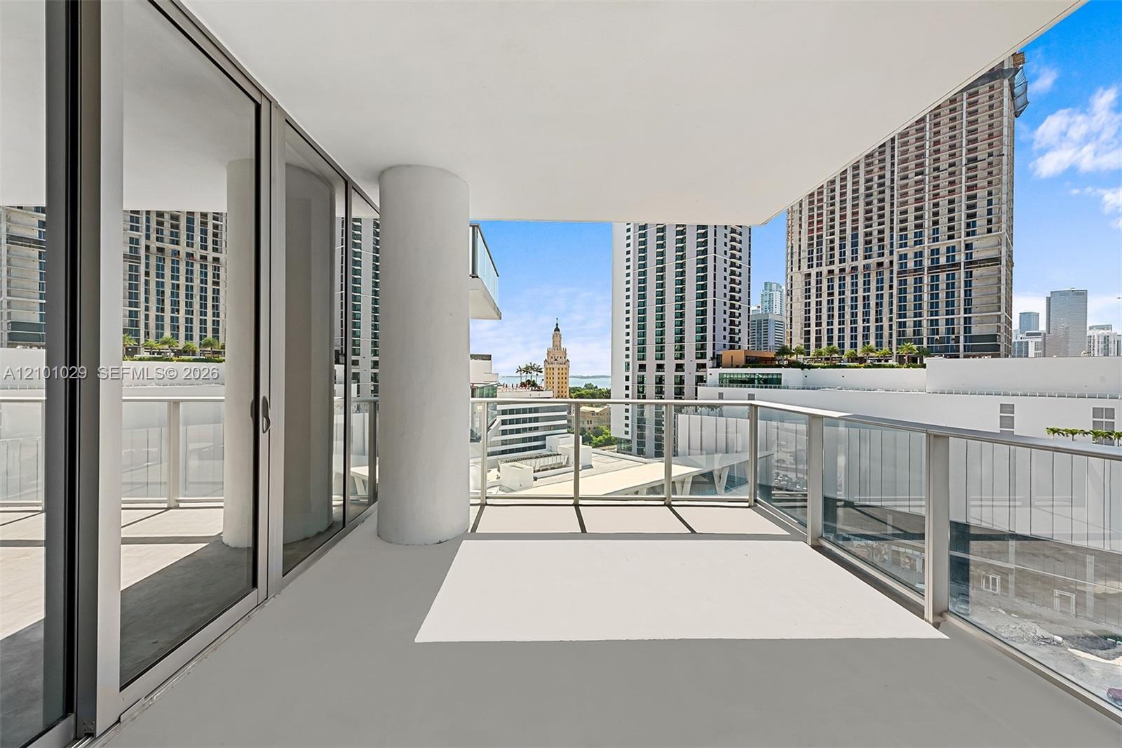 851 NE 1st Ave # 1012, Miami FL 33132 photo 4