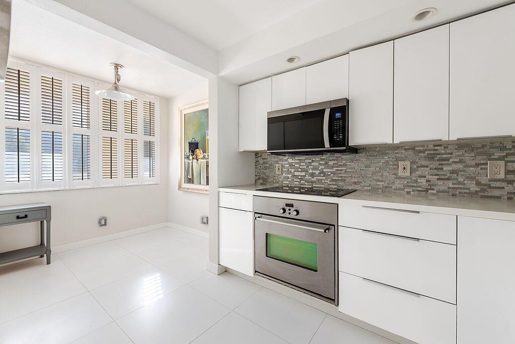 985 SE 19th Avenue # 203, Deerfield Beach FL 33441 photo 5