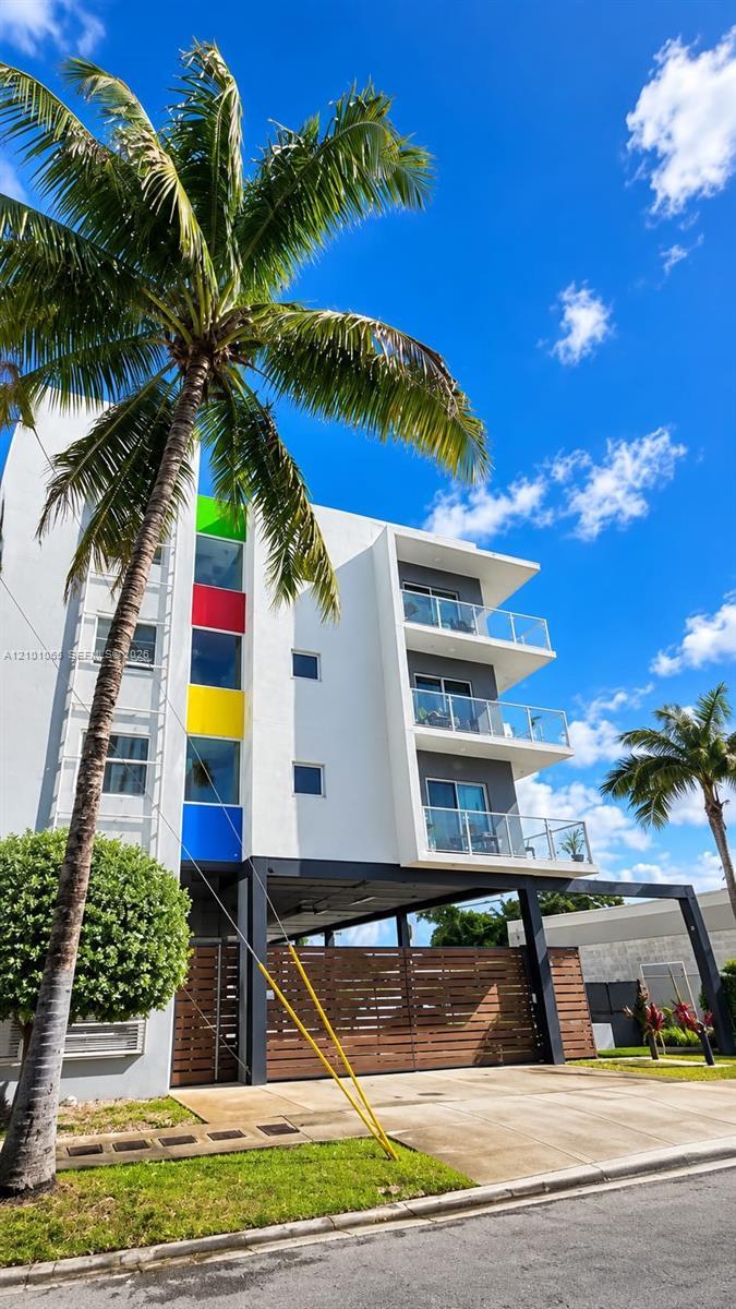 1857 NW 24th St # 9, Miami FL 33142