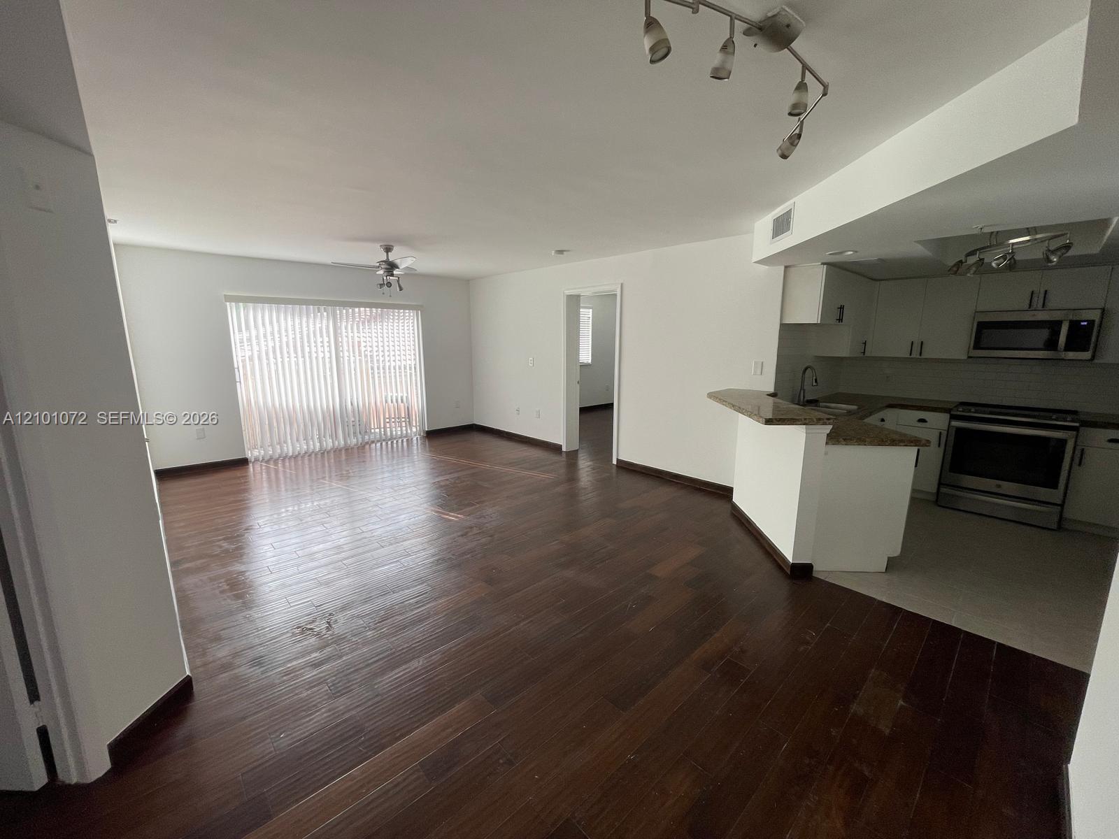 2005 SE 10th Ave # 417, Fort Lauderdale FL 33316 photo 5