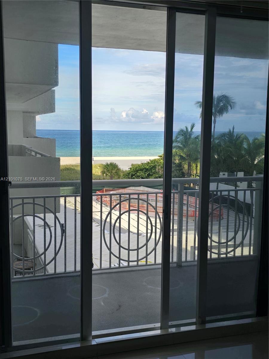 5825 Collins Ave # J4, Miami Beach FL 33140 photo 4
