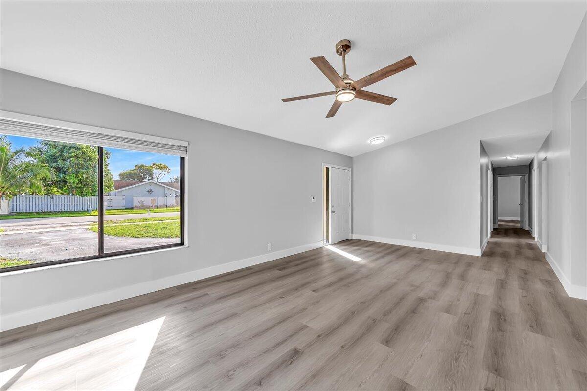 837 SW 56TH Avenue, Margate FL 33068 photo 5