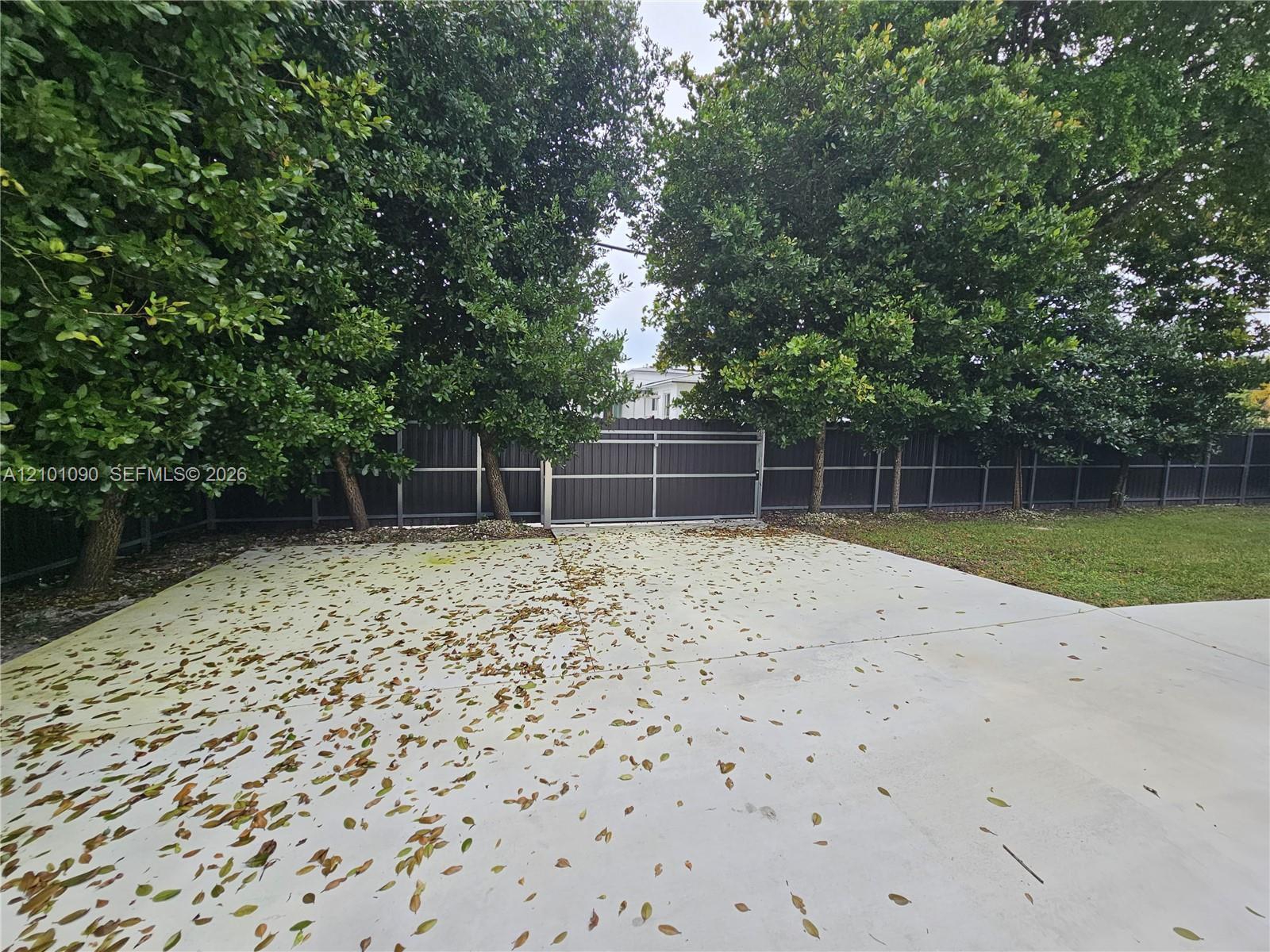 12735 N Miami Ave, North Miami FL 33168 photo 3