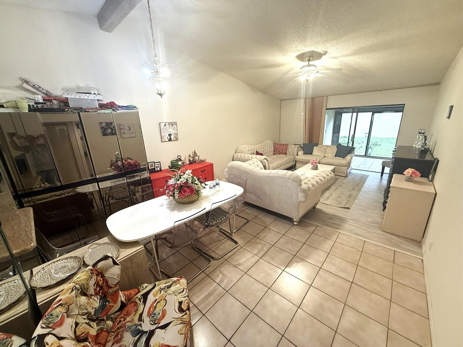 1017 Green Pine Boulevard # H, West Palm Beach FL 33409 photo 4
