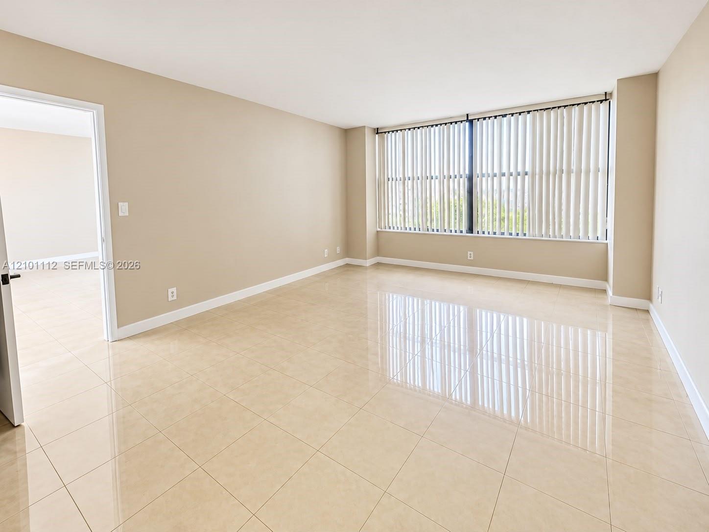 2500 Parkview Dr # 307, Hallandale Beach FL 33009 photo 3