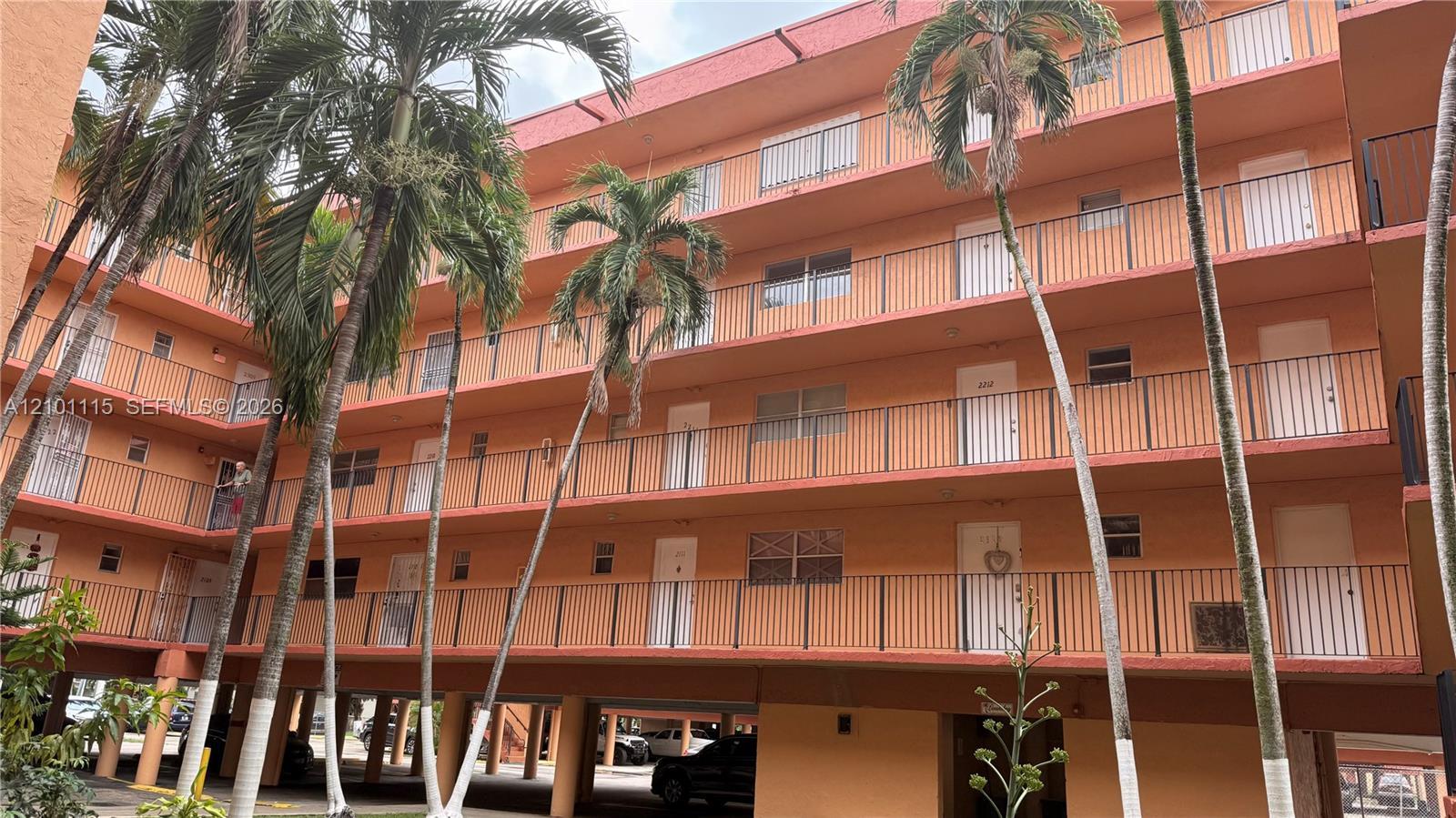 1950 W 56th St # 2210B, Hialeah FL 33012
