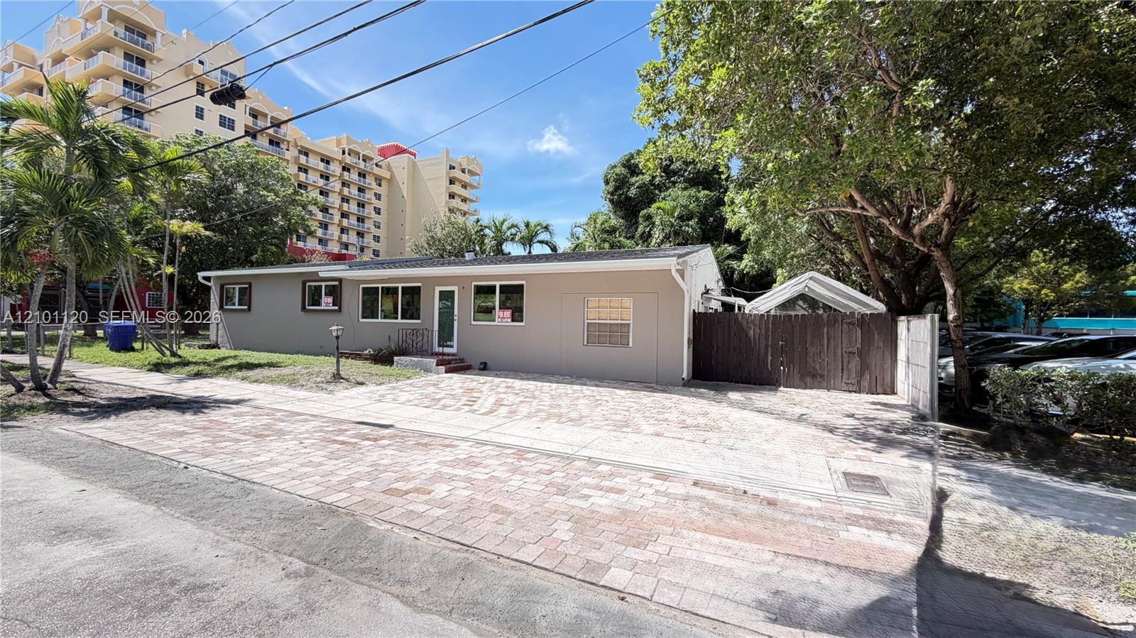 150 SW 41st Ave, Miami FL 33134
