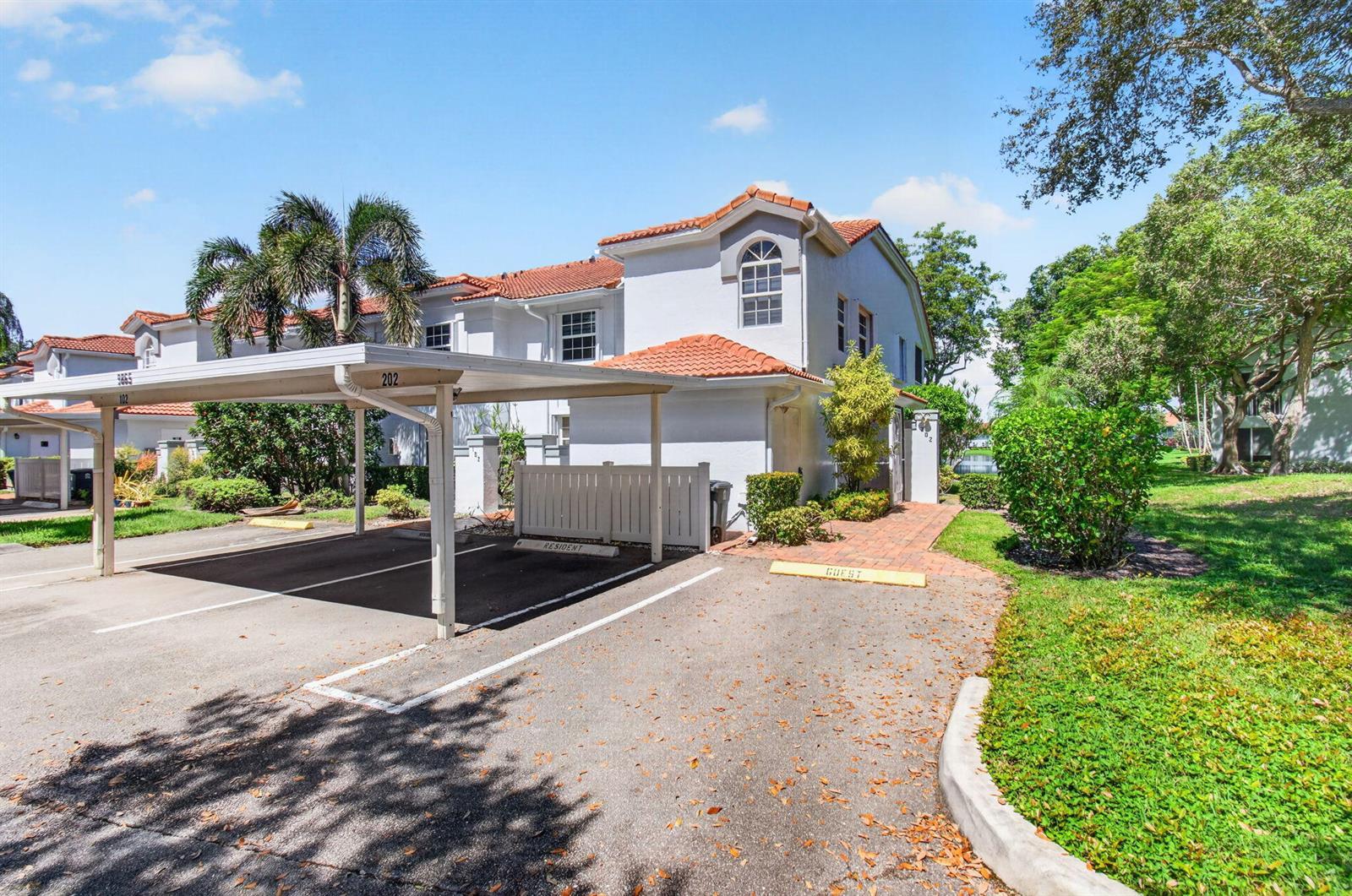 9865 Seacrest Circle # 202, Boynton Beach FL 33437 photo 2