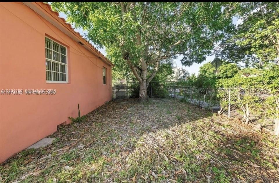 5300 SW 6th St, Miami FL 33134 photo 3