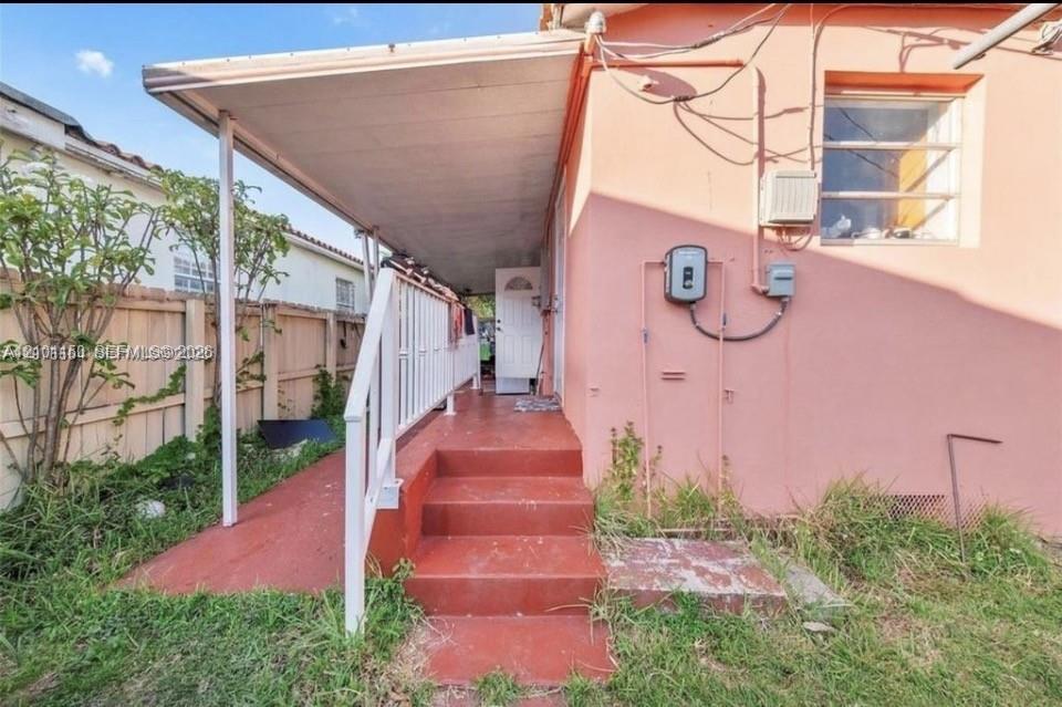 5300 SW 6th St, Miami FL 33134 photo 4