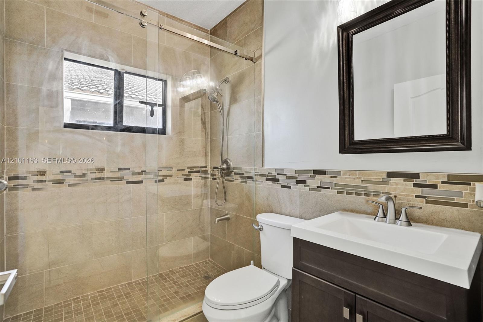 8741 NW 141st Ter, Miami Lakes FL 33018 photo 5