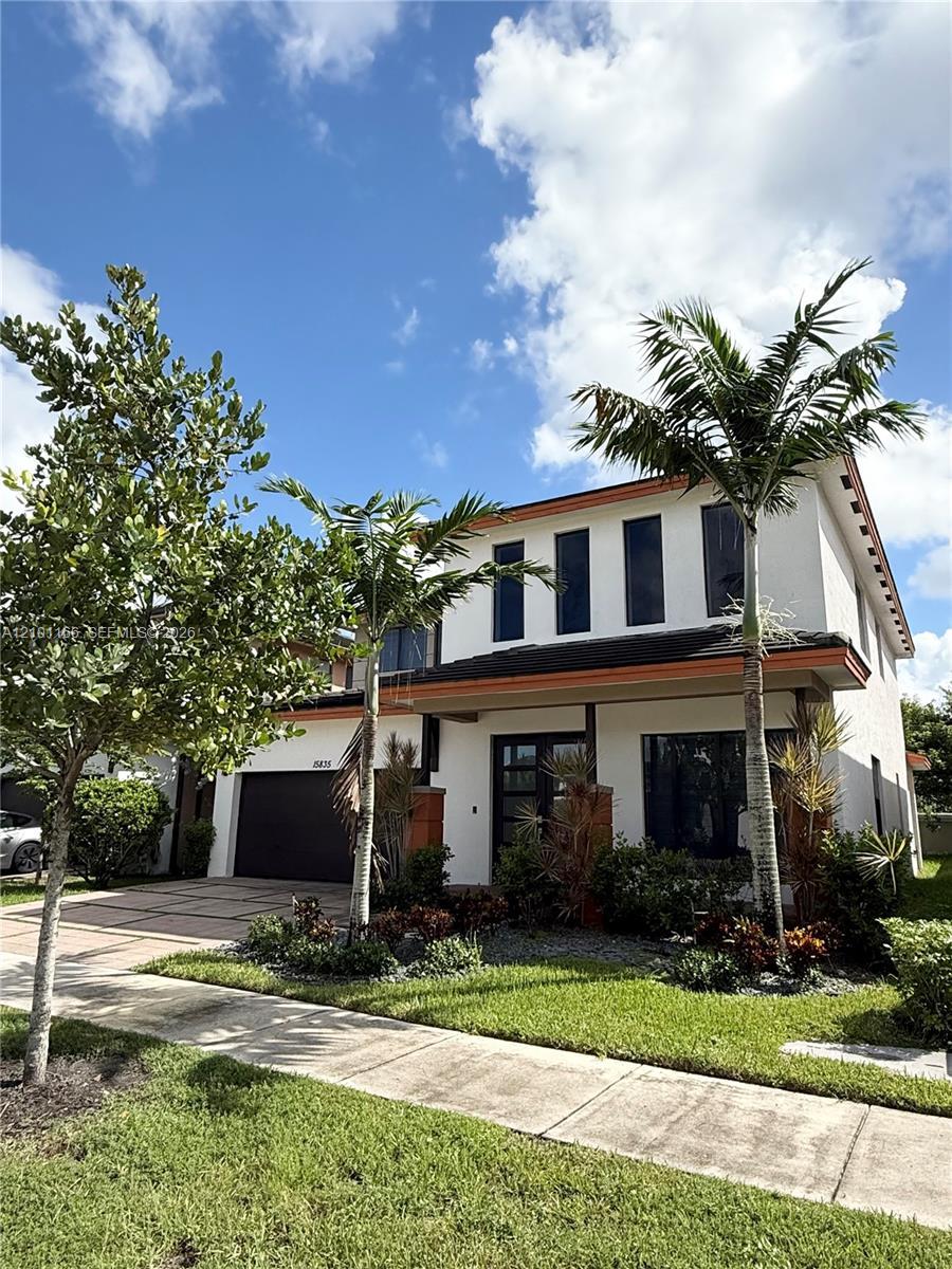 15835 NW 87th Ct, Miami Lakes FL 33018 photo 2