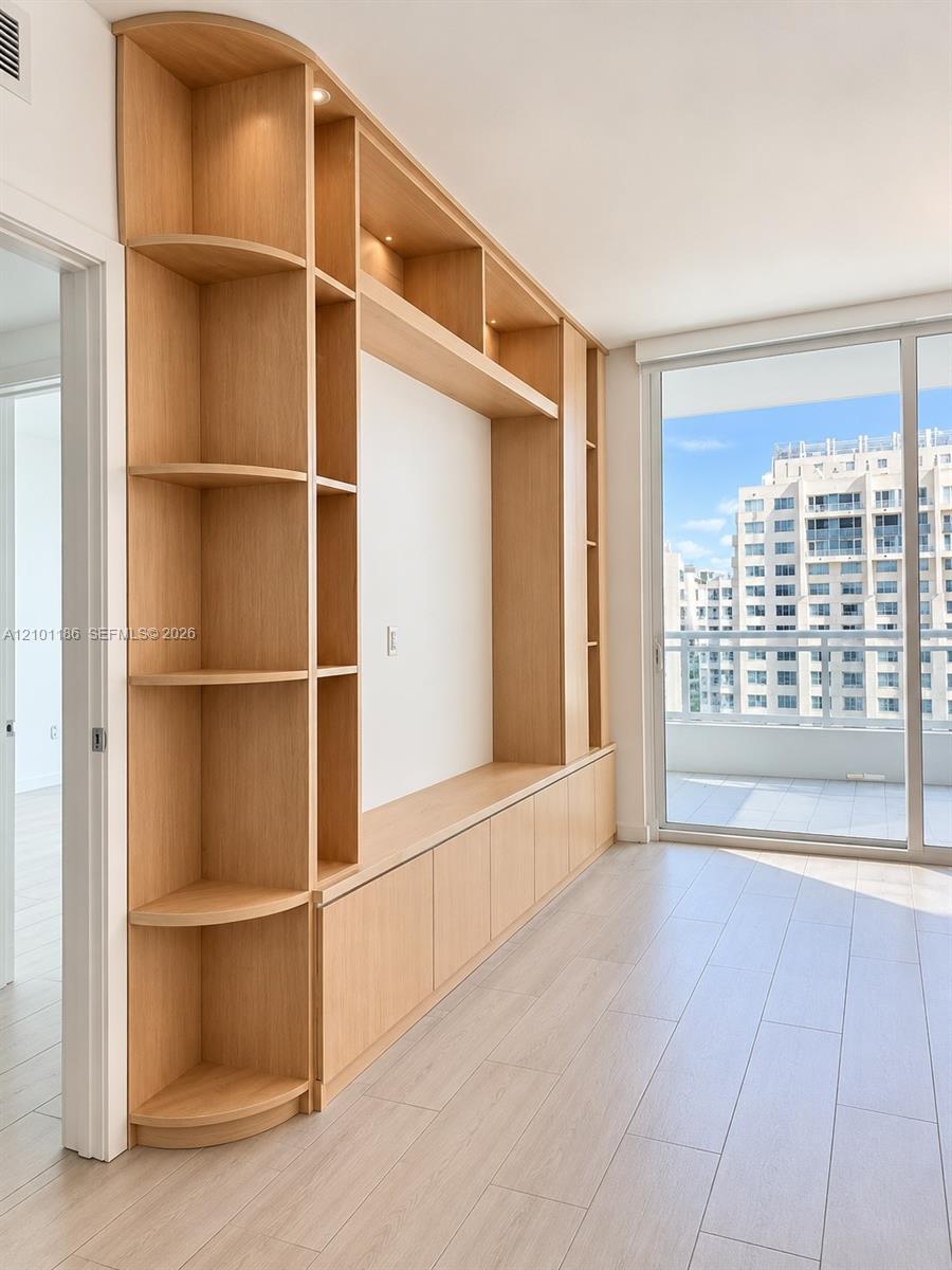 1080 Brickell Ave # 1606, Miami FL 33131 photo 3