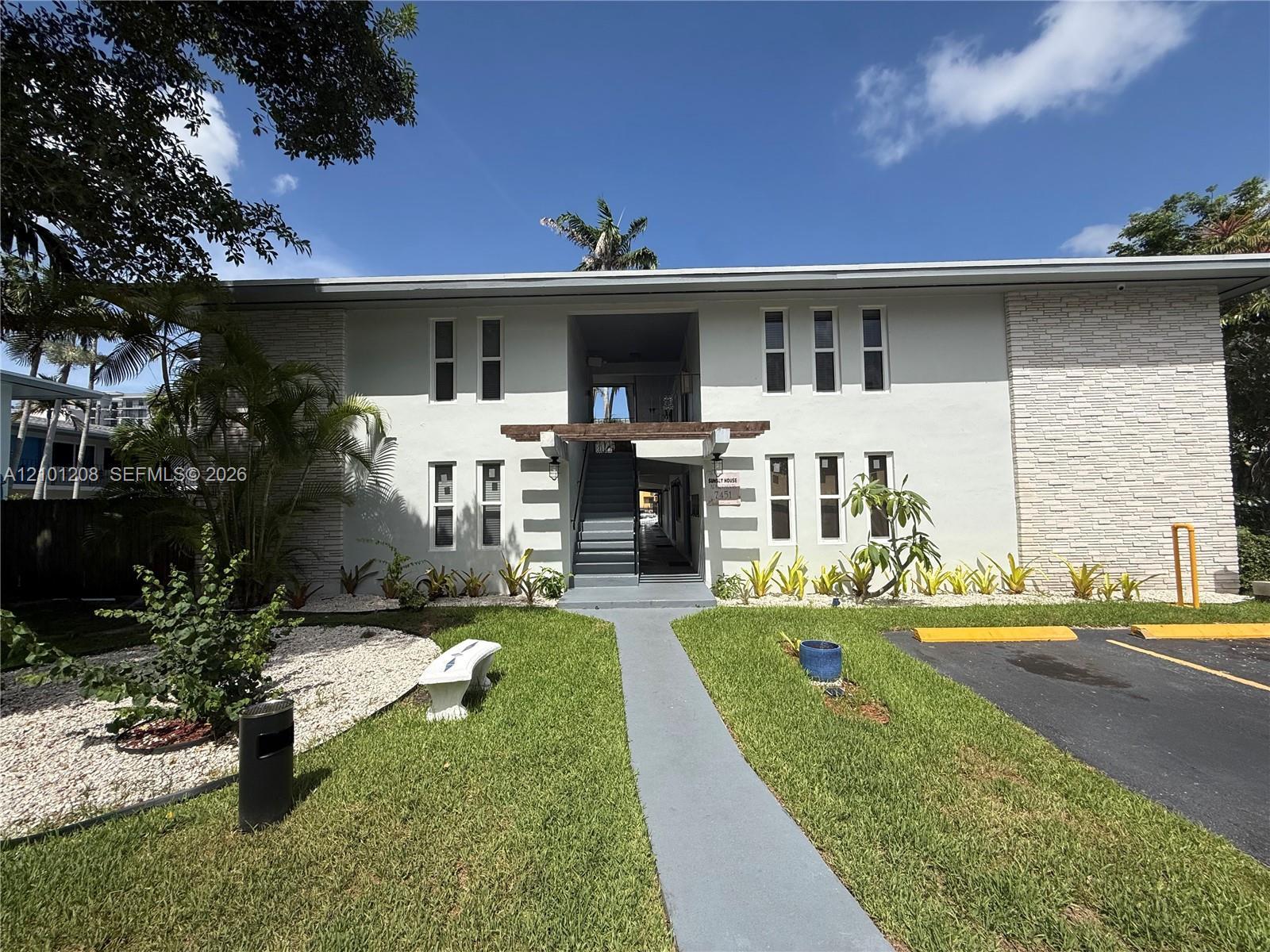 7441 SW 59th Pl # 9, South Miami FL 33143 photo 2