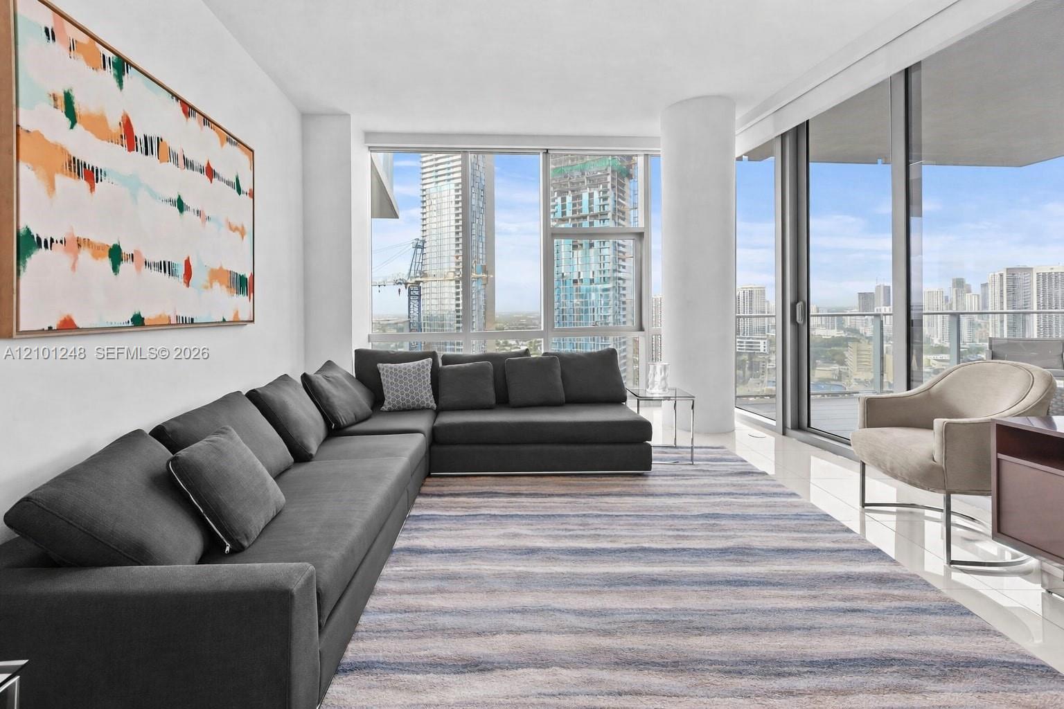851 NE 1st Ave # 2601, Miami FL 33132 photo 3