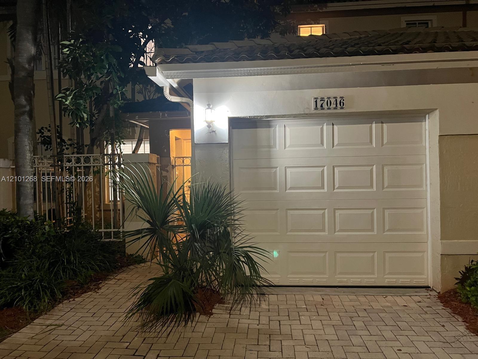 17046 NW 22nd St, Pembroke Pines FL 33028 photo 3