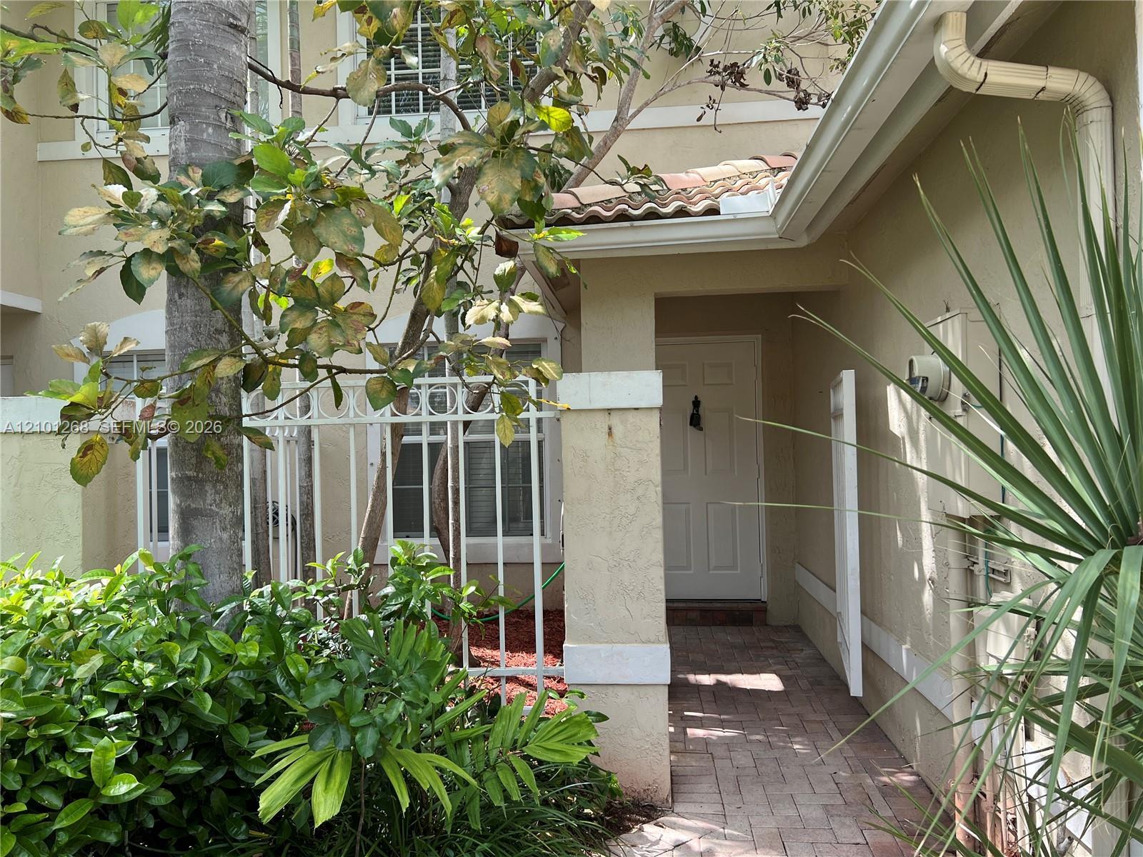 17046 NW 22nd St, Pembroke Pines FL 33028 photo 5