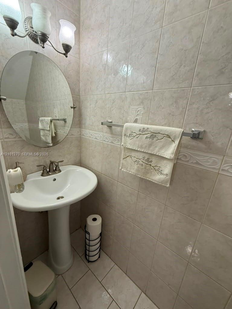 2780 W 76th St # 205, Hialeah FL 33016 photo 5