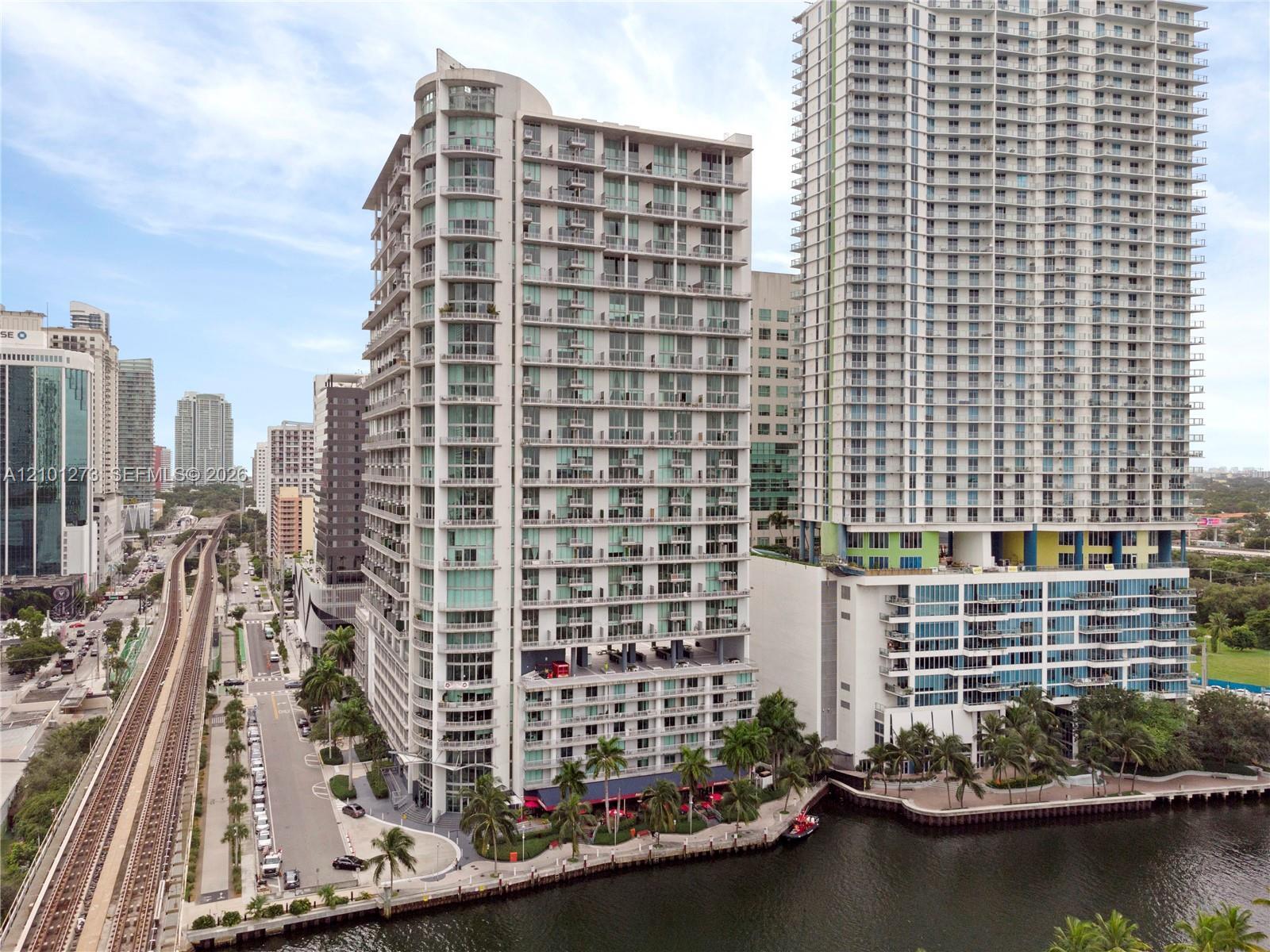 690 SW 1st Ct # 1514, Miami FL 33130 photo 2